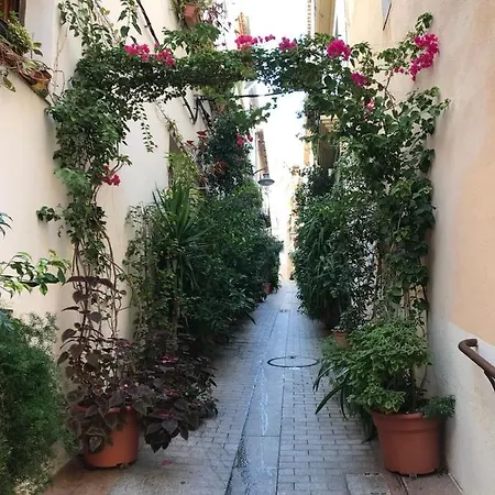 بيت للعطل Cute Pueblo House In Heart Of Old Town خافييا