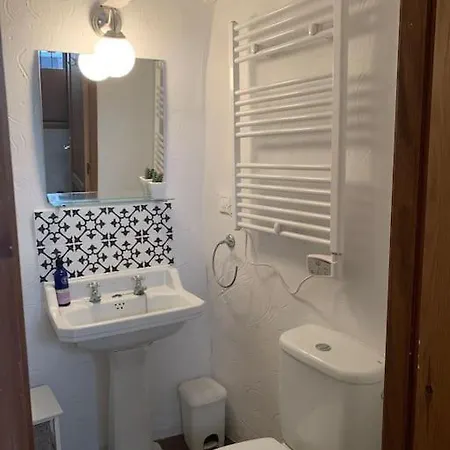 بيت للعطل Cute Pueblo House In Heart Of Old Town *