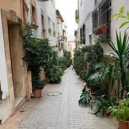 بيت للعطل Cute Pueblo House In Heart Of Old Town *